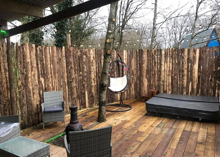 Gracelands Glamping Lodge 1